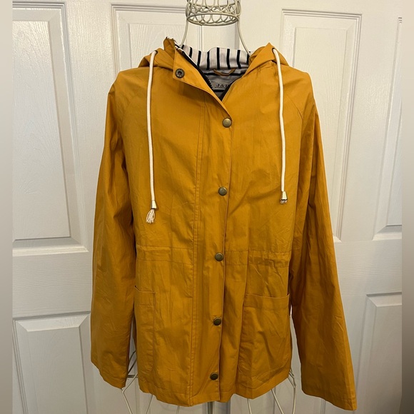 Yellow Fall Jacket - Picture 4 of 5